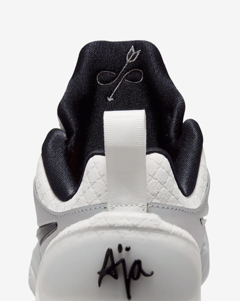 Nike A'Two "Mirrored" IR4504-100 White 9