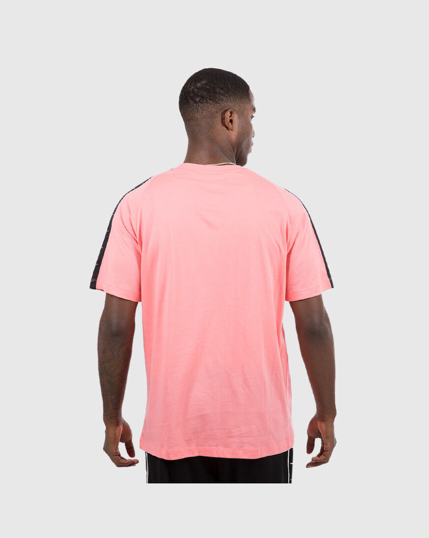 nike nsw swoosh tee