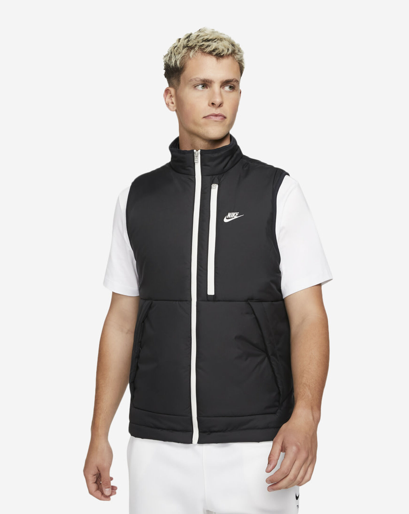 Shop Nike NSW Therma-FIT Legacy Vest DD6869-010 black | SNIPES USA