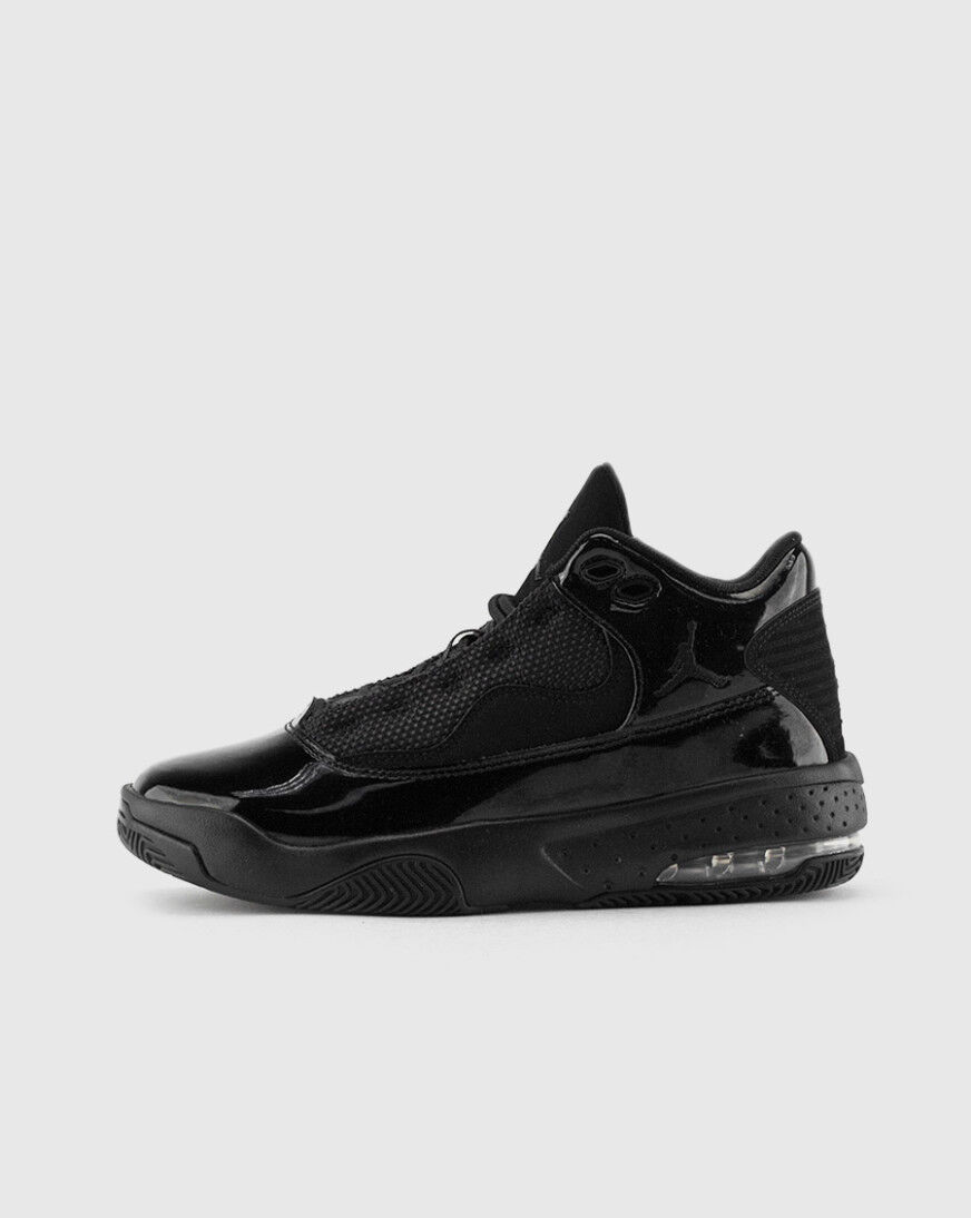 Jordan max aura 2 snipes clearance
