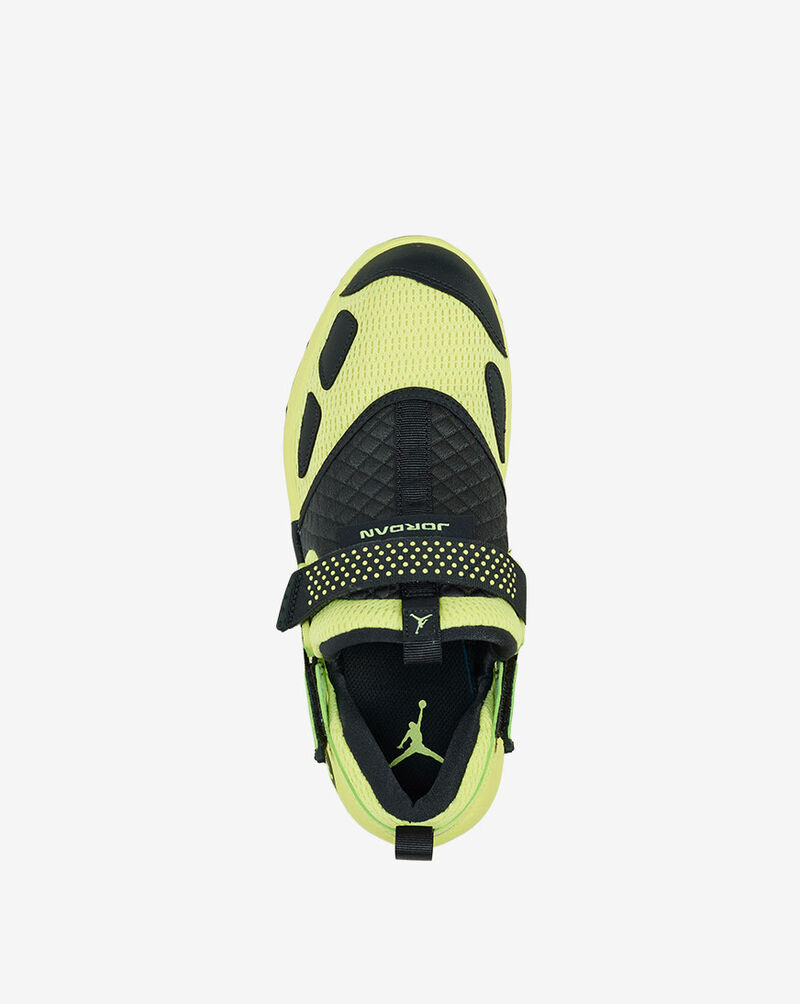 Jordan Trunner LX HQ2164-302 Green 7