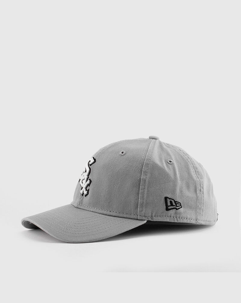 Shop New Era 9Twenty White Sox Core Classic Dad Cap 80496170 grey
