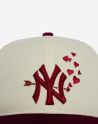 New Era 59Fifty New York Yankees V-Day Fitted Hat 60876425 White 2