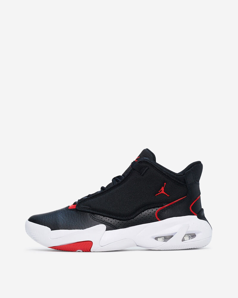 Jordan Grade School Max Aura 4 DQ8404-006 Black 1