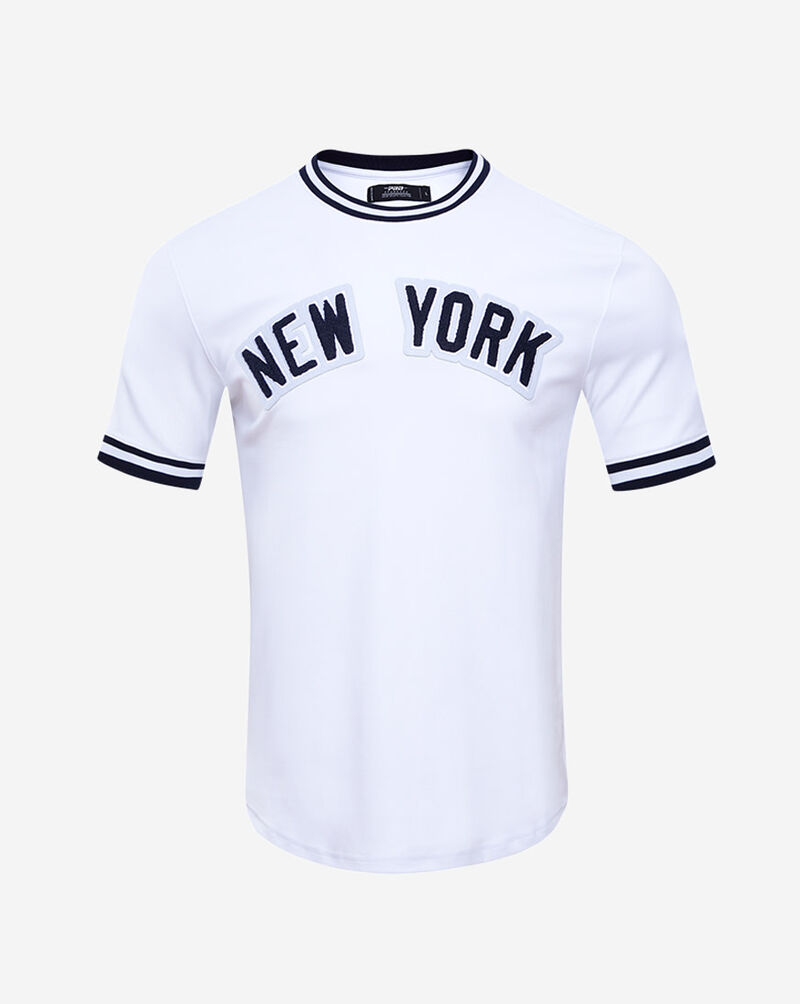 PRO STANDARD New York Yankees Short Sleeve Classic Chenille Double Knit Tee LNY131891-WHT White 1