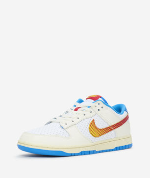 Dunk Low SE