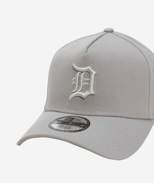 39Thirty Detroit Tigers Stretch Fit Fitted Hat