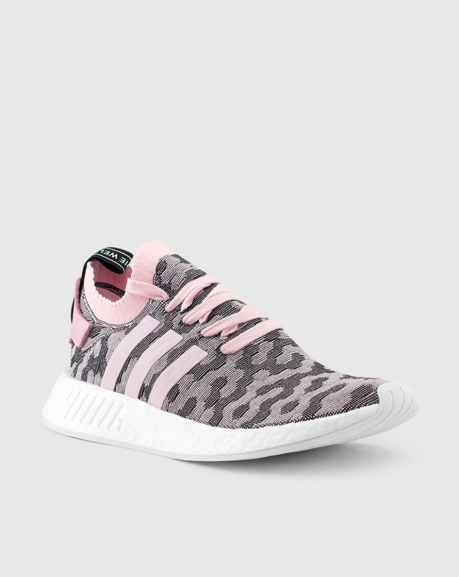 Elemental plade Grand Shop adidas Nmd R2 Primeknit BY9521 pink | SNIPES USA