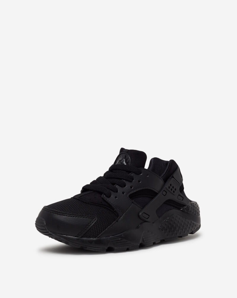 black huaraches grade school
