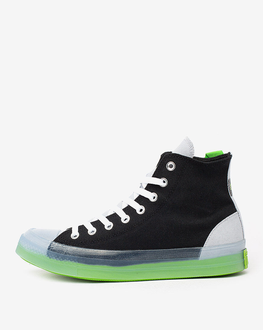 dramatic nights chuck taylor