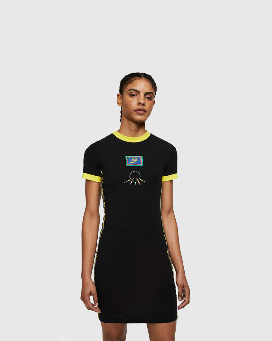 Shop Nike Nsw Essentials Peace Dress CW4786-010 black | SNIPES USA