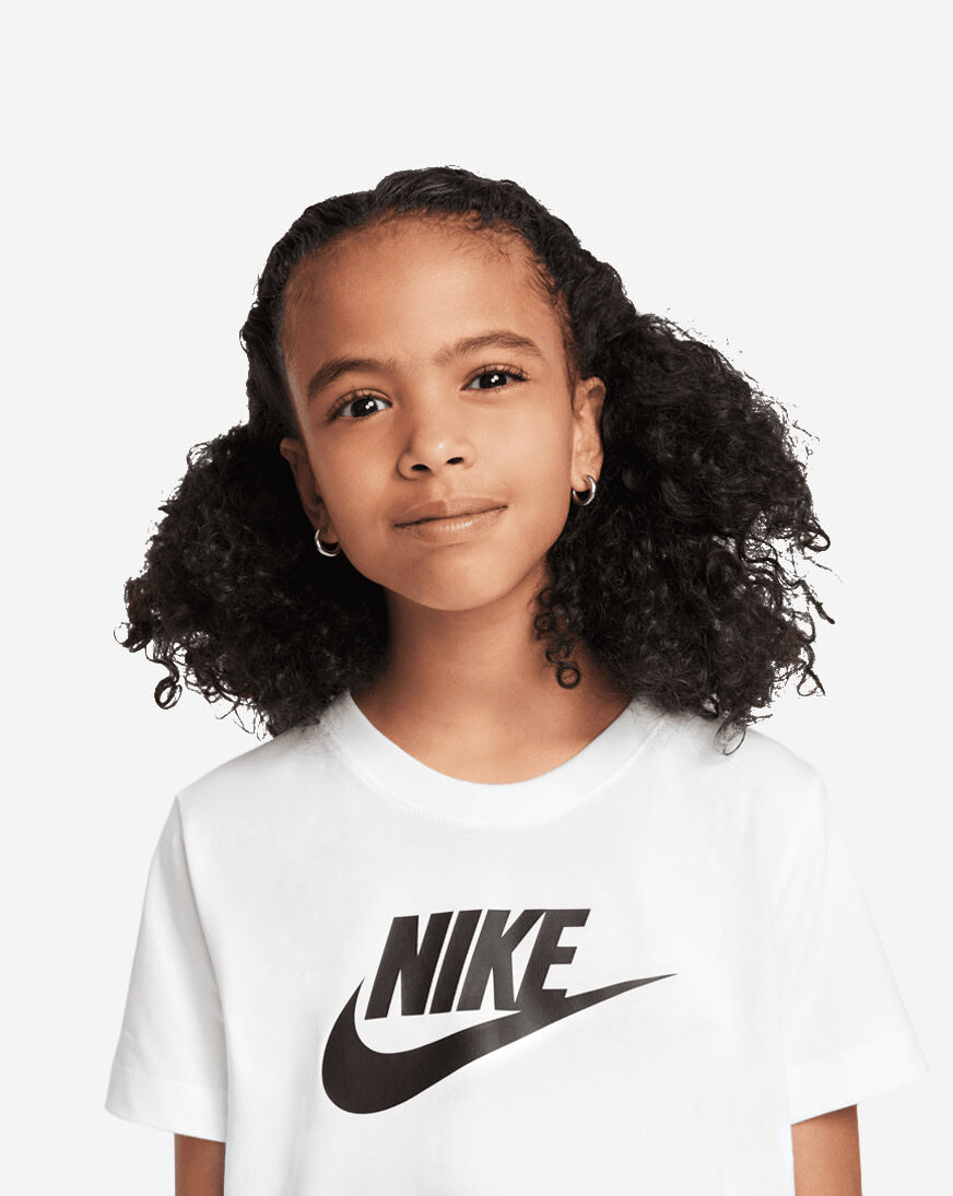 Shop Nike Big Kids' Cropped T-Shirt FZ5548-100 white | SNIPES USA