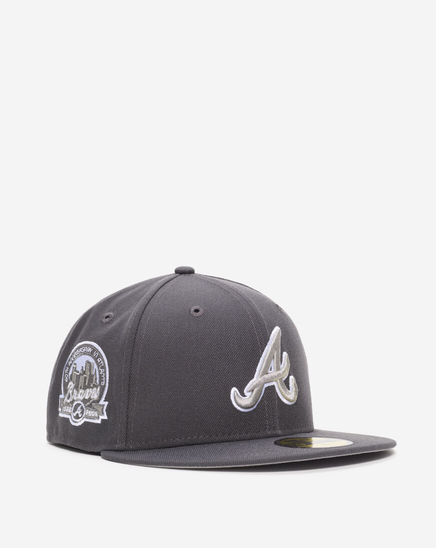 GAME SOSHI別注 NEW ERA ATLANTA BRAVES Shop New Era 59Fifty Atlanta Braves Dark Graphite Fitted Hat