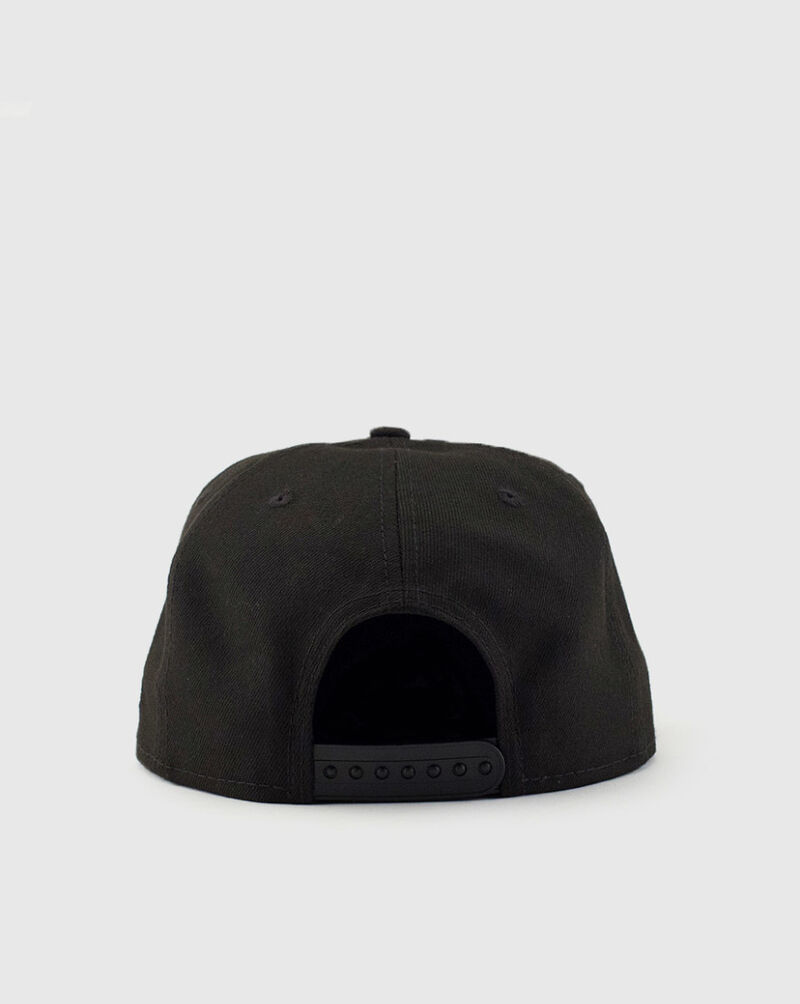 New Era Knicks Core Snapback 70353262 Black 3