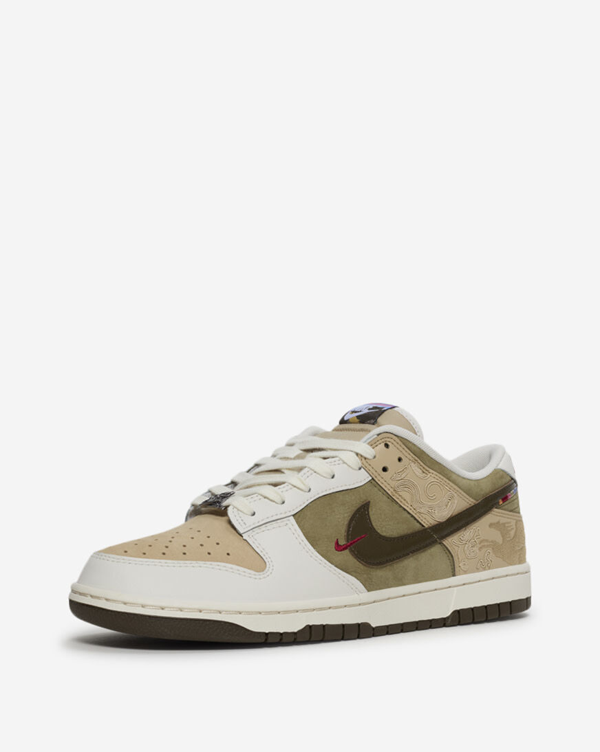 Shop Nike Dunk Low SE 