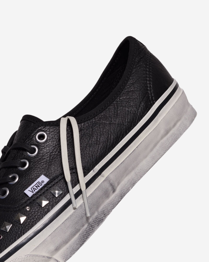 Shop Vans LX Authentic 44 VN000D9NBLK1 black | SNIPES USA