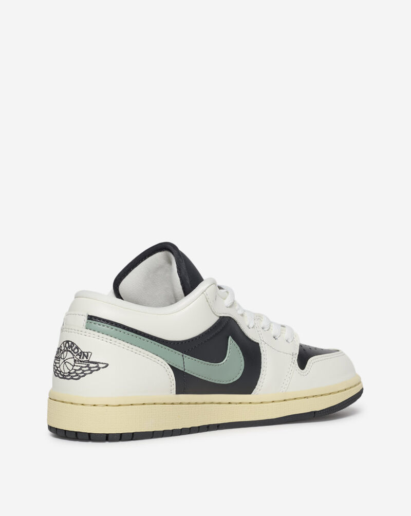 Jordan Air Jordan 1 Low DC0774-001 Black 3