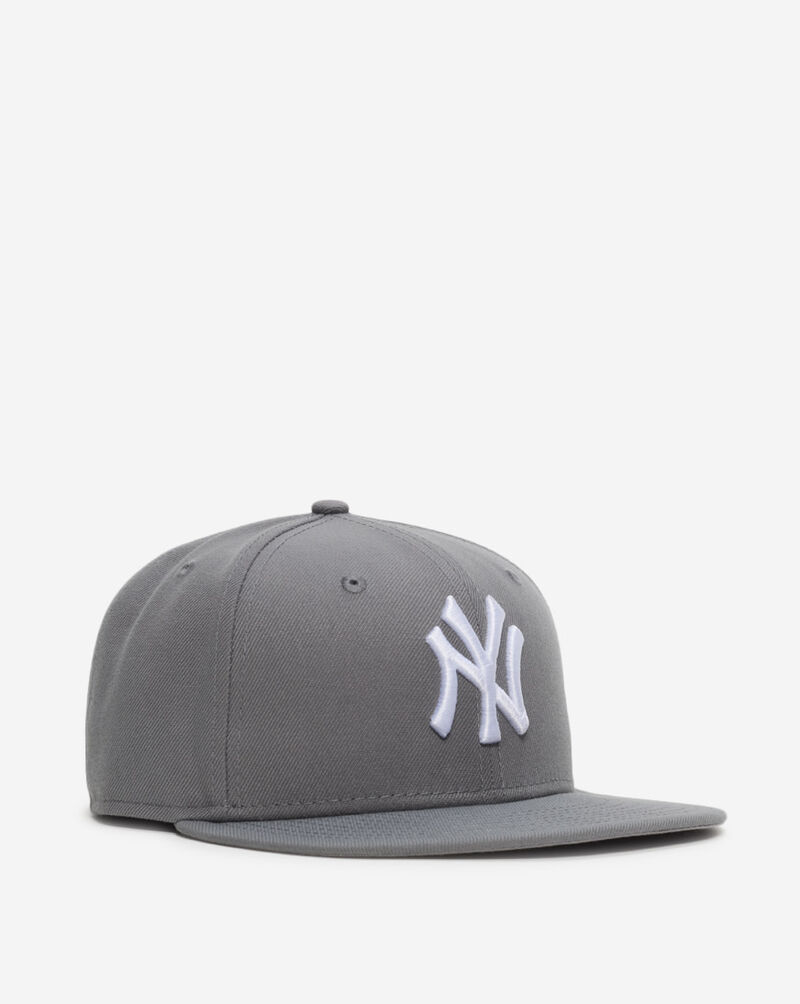 New Era 59Fifty New York Yankees Core Fitted Hat 60956010 Grey 1