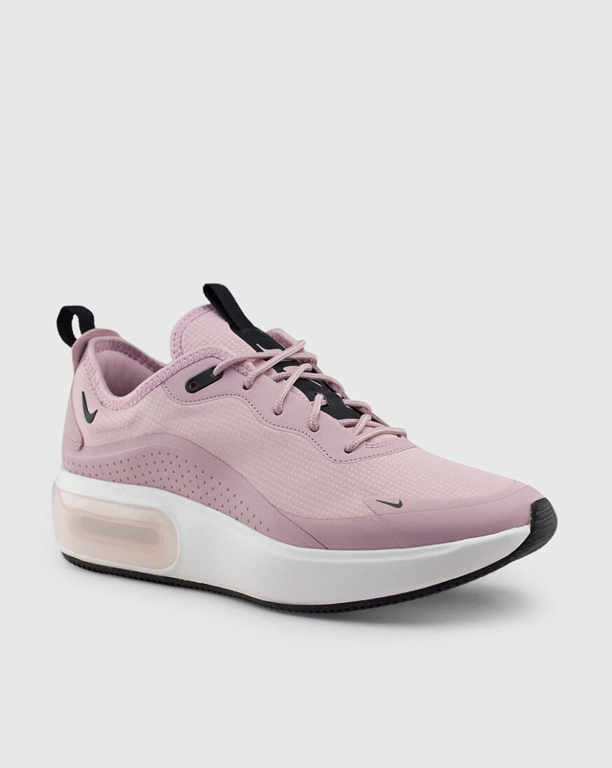 nike white pink