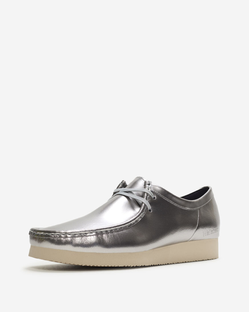 Shop Clarks Wallabee 2604 26186501 silver | SNIPES USA