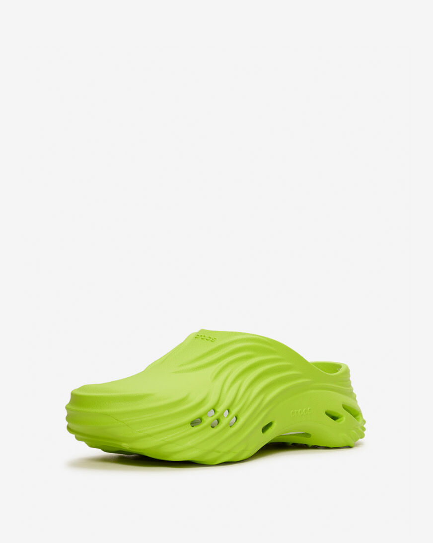 Shop Crocs Grade School Echo Wave 210521-3TXJ green | SNIPES USA