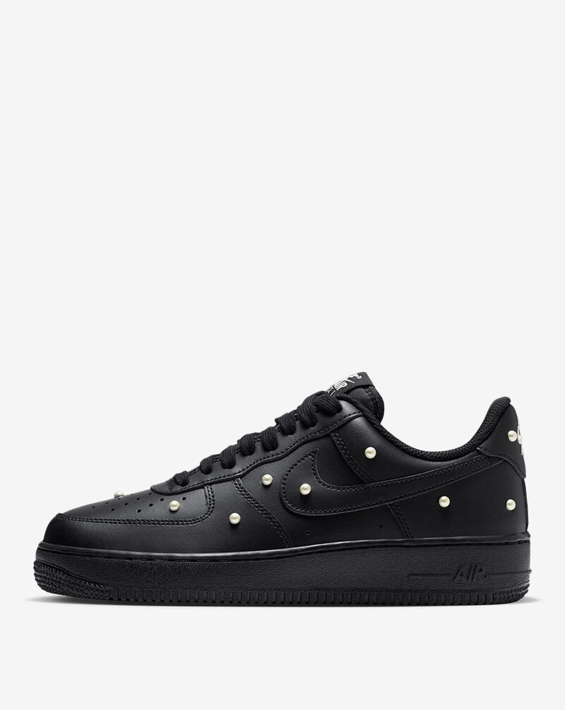 Nike Air Force 1 '07 SE IQ0133-001 Black 1