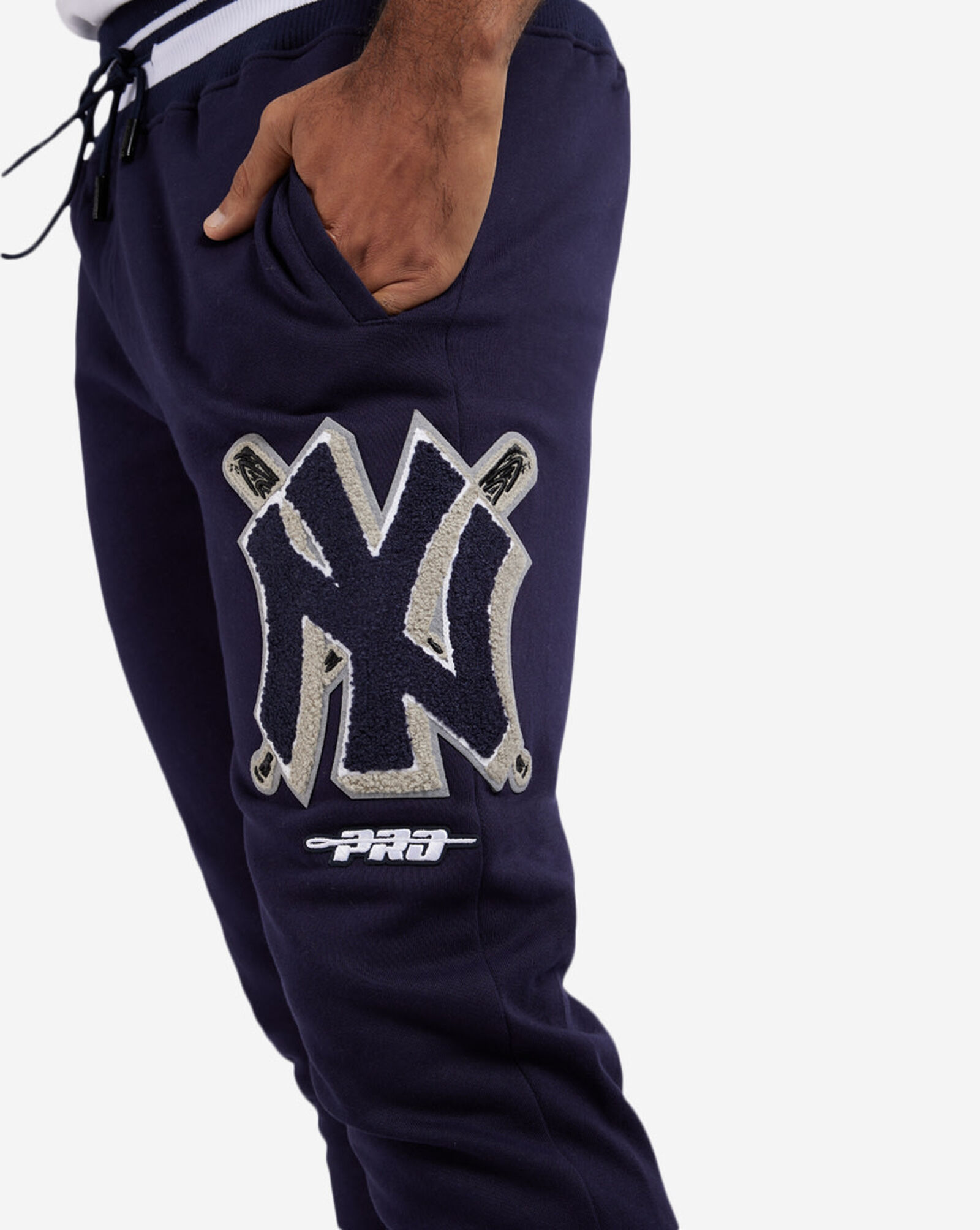 Shop PRO STANDARD New York Yankees Logo Sweatpants LNY433391MNW blue
