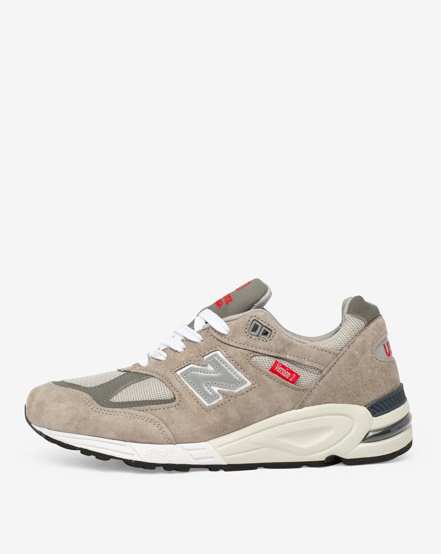 Shop New Balance 990v2 M990VS2 grey | SNIPES USA