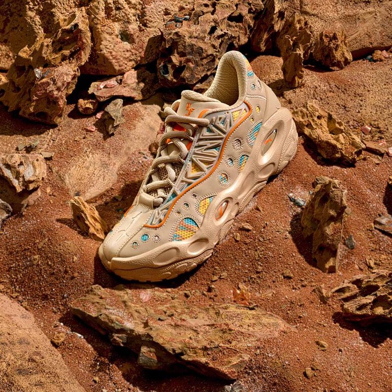 PUMA LA FRANCE RUNNER "LAND SAND | ORANGE"