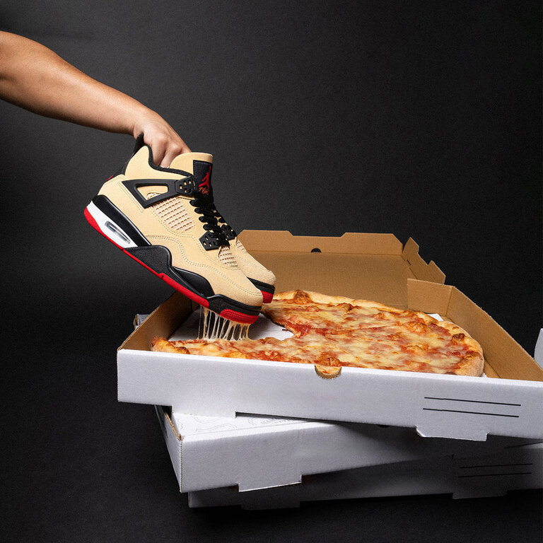 AIR JORDAN RETRO 4 "PIZZA"