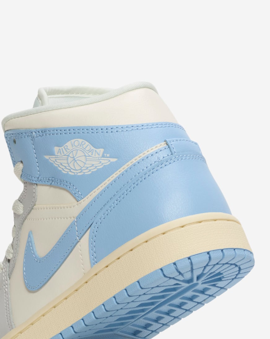 Shop Jordan Air Jordan 1 Mid BQ6472-402 blue | SNIPES USA