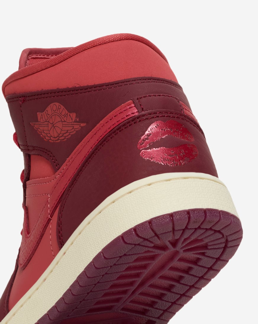 Shop Jordan Air Jordan 1 Mid SE IB7018-600 red | SNIPES USA