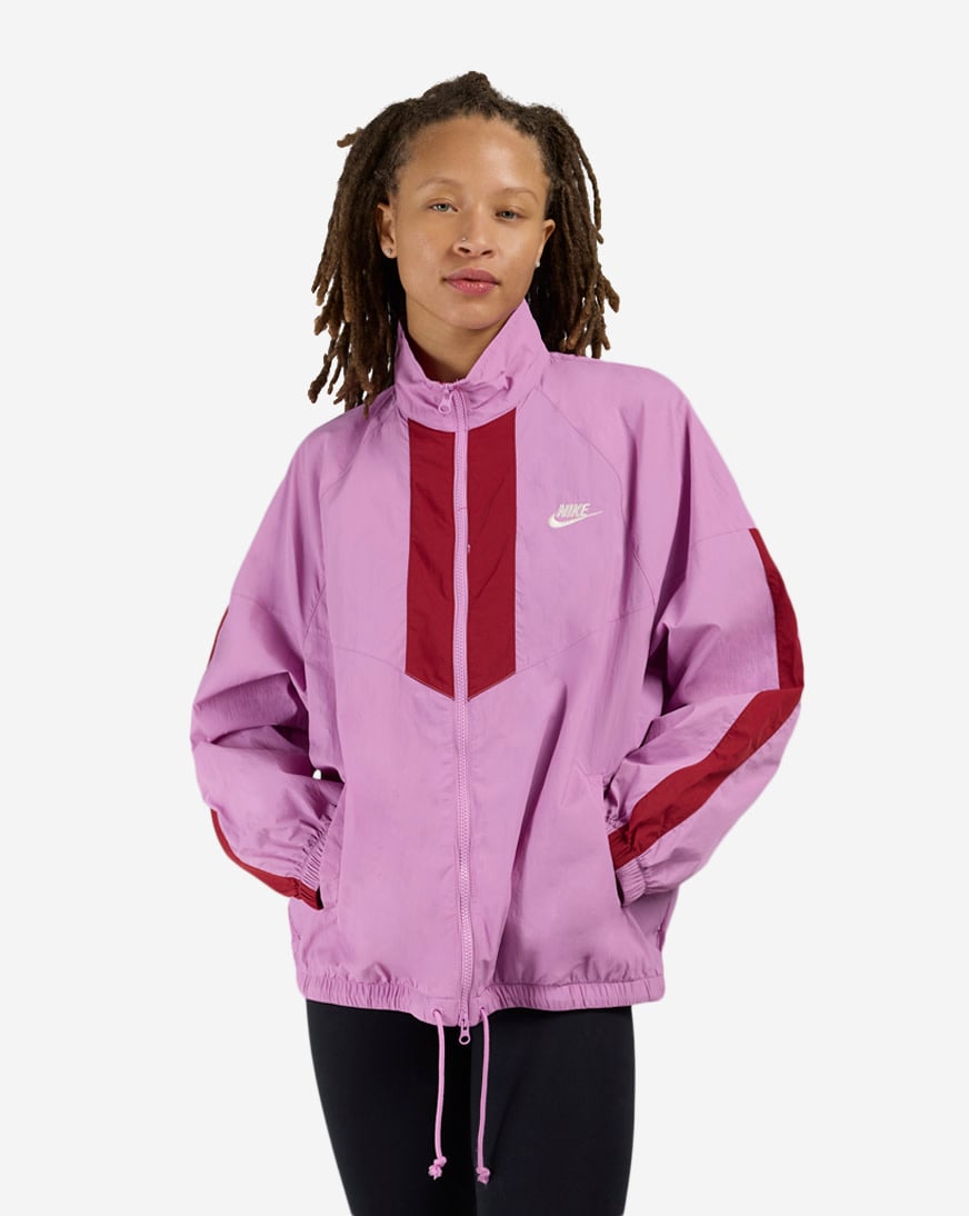 Shop Nike NSW Windrunner Oversized Jacket IM8025-503 pink | SNIPES USA