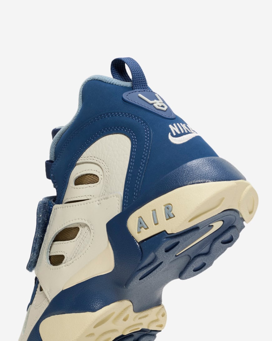 Shop Nike Big Kids' Air Diamond Turf II IR4727-100 white | SNIPES USA