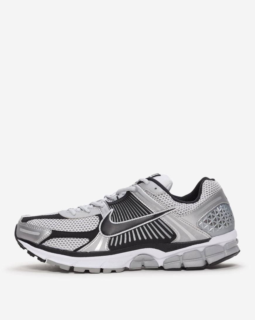 Zoom Vomero 5