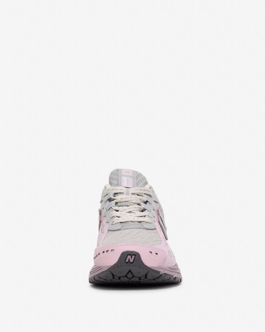 Shop New Balance 1906W U1906WFAX purple | SNIPES USA
