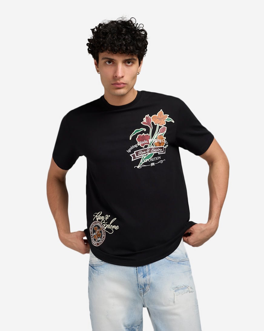 Shop Smoke Rise Escape Tee KT24571SNZ-BLK black | SNIPES USA