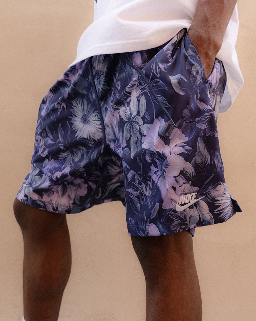 Shop Nike NSW Club Flow Shorts IB8551-410 blue | SNIPES USA