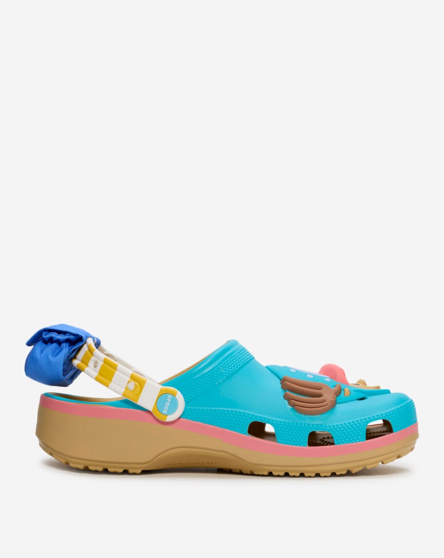 Shop Crocs One Piece Chopper Classic Clog 212794-90H blue | SNIPES USA