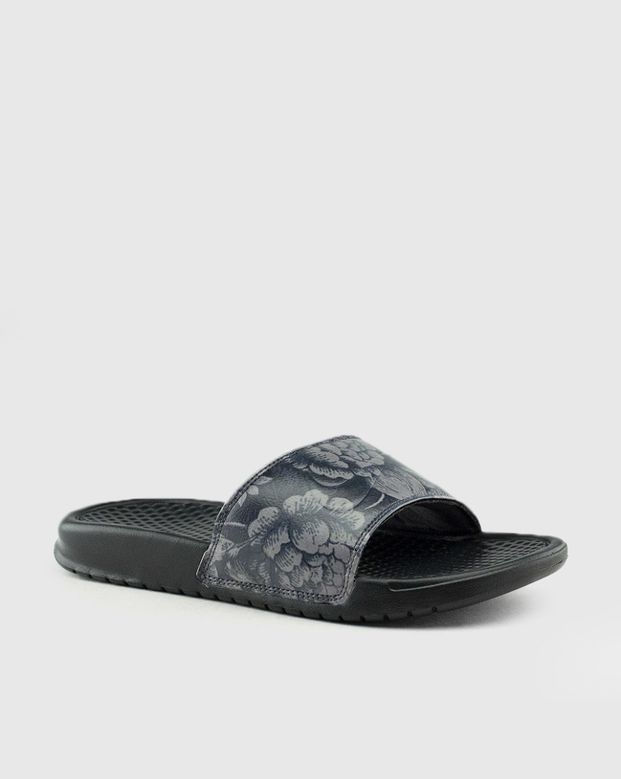nike benassi slides floral