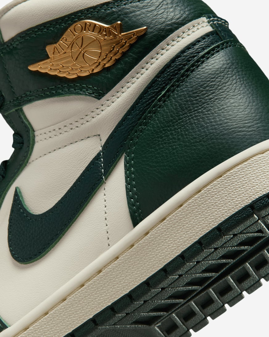 Shop Jordan Air Jordan 1 Retro High OG FD2596-101 green | SNIPES USA