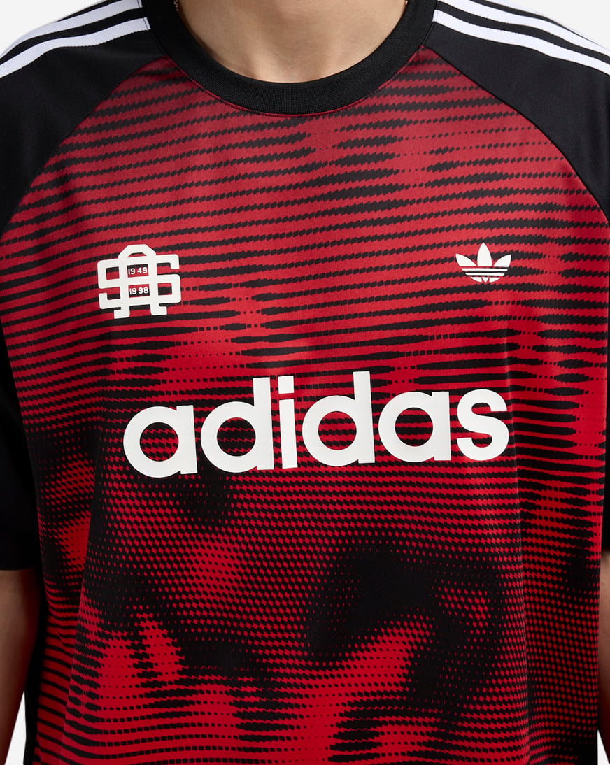 adidas_jw8797_03.jpg
