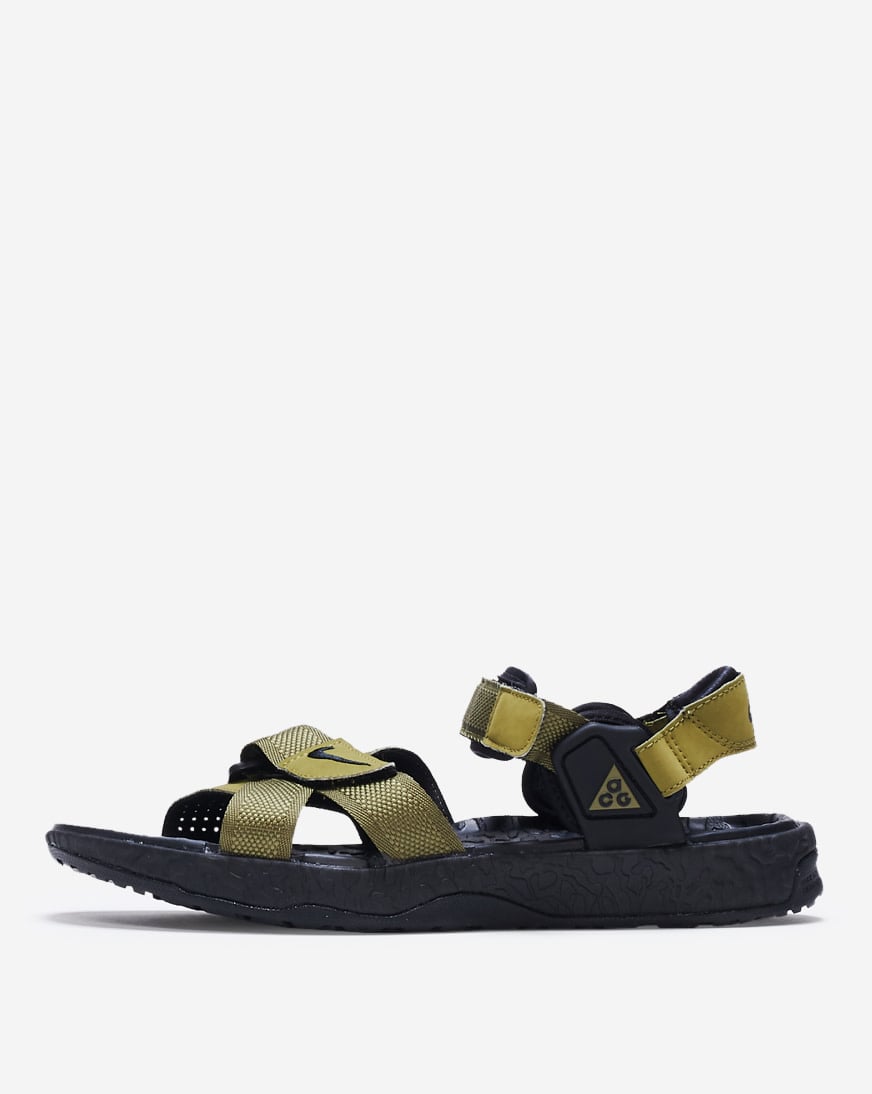 Shop Nike Air Deschutz DO8951-300 green | SNIPES USA