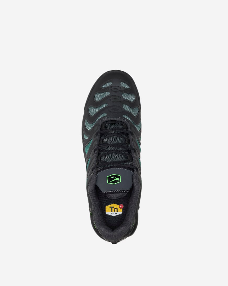 NIKE AIRMAX PLUS DRIFT BLK/UNVRED 国内発送 Nike Air Max Plus TN Drift 