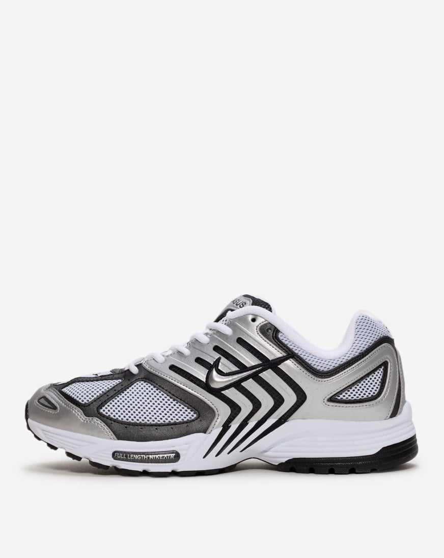 nike_hq3031-002_01.jpg