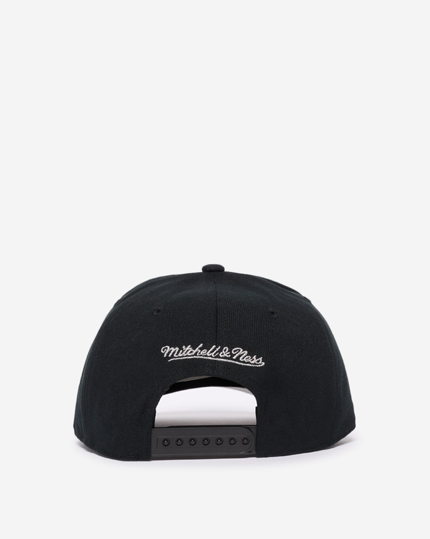 Shop Mitchell Ness Chicago White Sox Pro Pinch Tribal Shine
