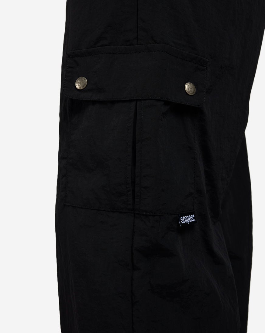 Shop SNIPES Nylon Cargo Pants FW25MF014-001 black | SNIPES USA