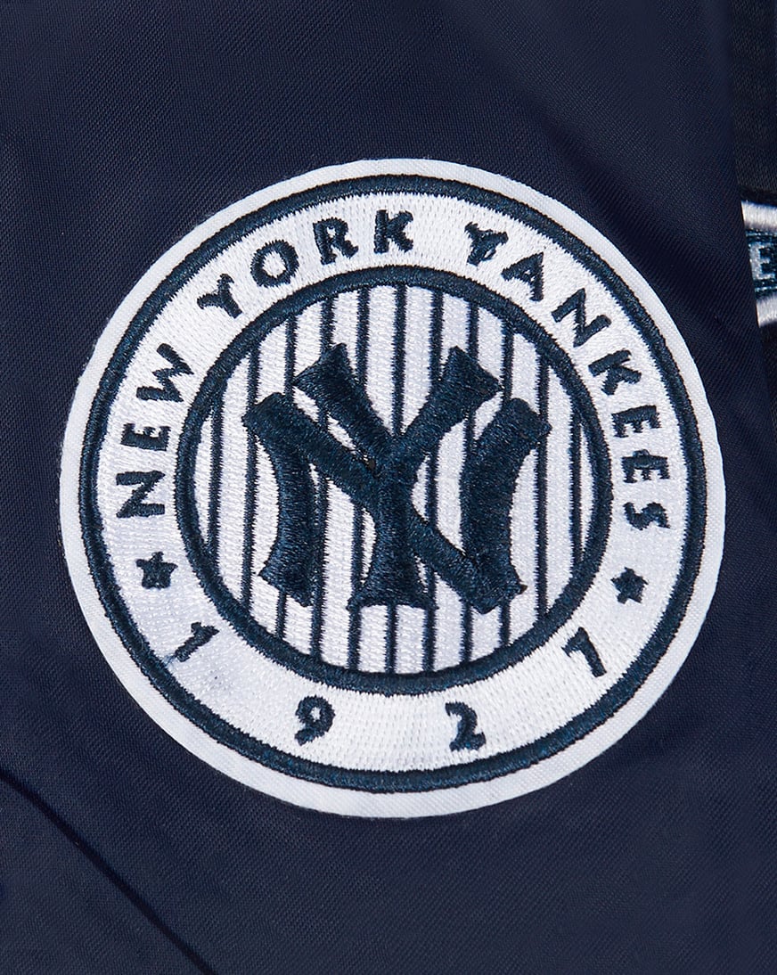 New York Yankees スタジャン XL New York Yankees Old English Full-Snap Satin Navy Varsity