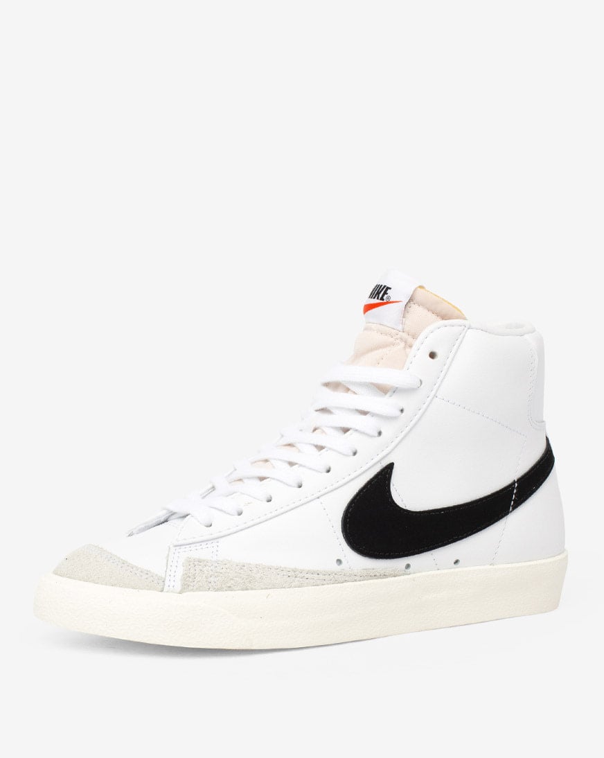Shop Nike Blazer Mid '77 Vintage CZ1055 