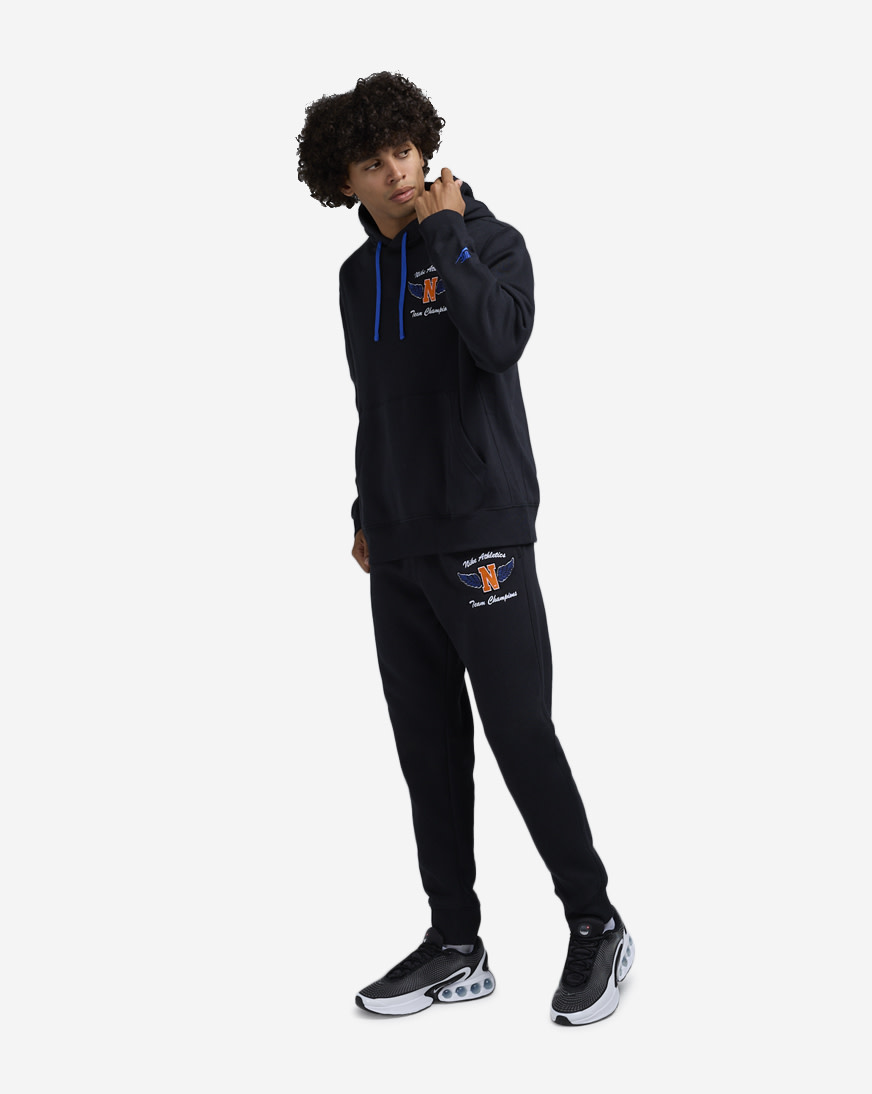 Shop Nike Nike Sportswear Club Fleece HJ6907-010 black | SNIPES USA